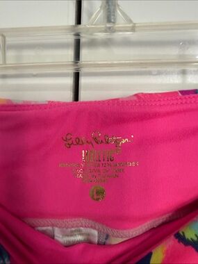 Lilly Pulitzer Bright Pink Leggings with Gold Logo